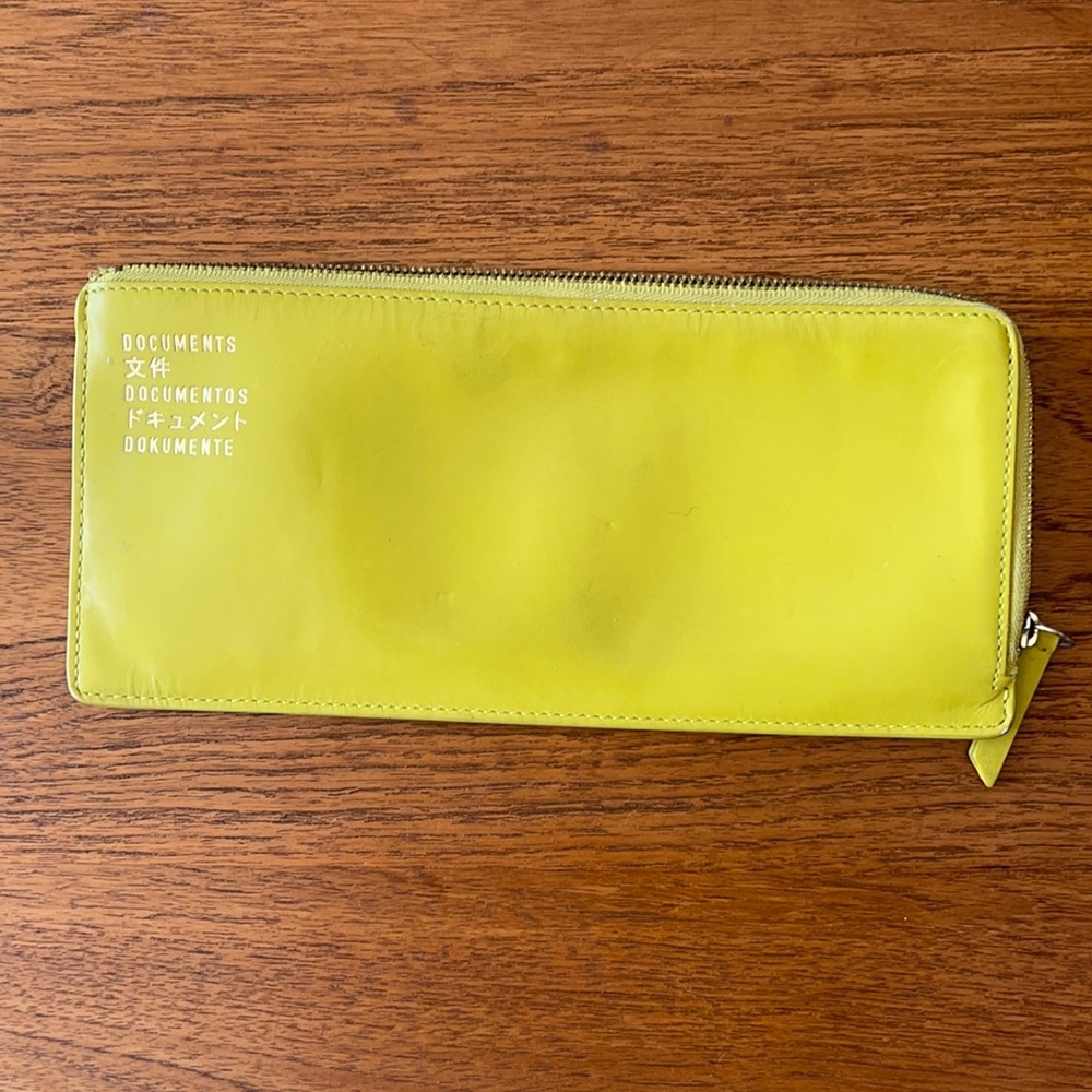 Travel Wallet in Mustard